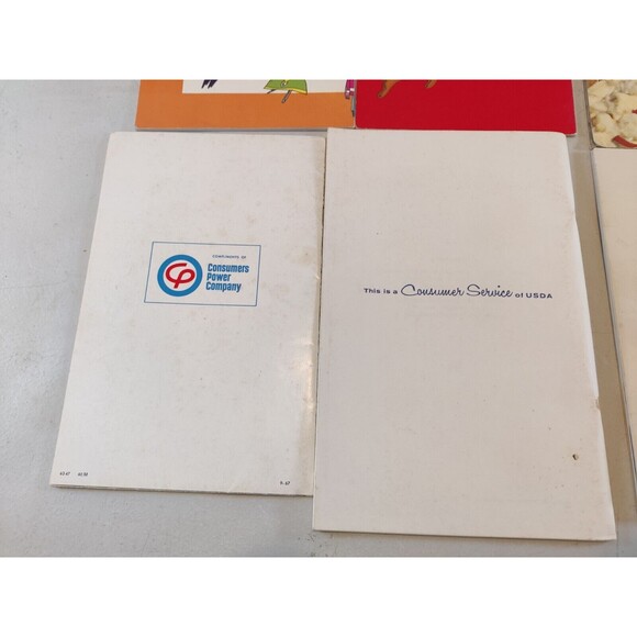 Mixed Lot of 8 Vintage Cookbooks & Booklets - Old Recipes - 1950s-1970s - Picture 11 of 16